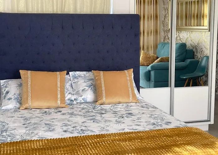 Lux Апартаменты *